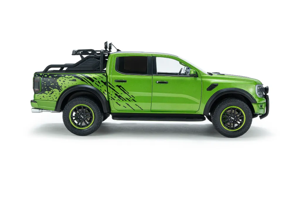 ford-ranger-raptor-metallic-green-2024-05.webp
