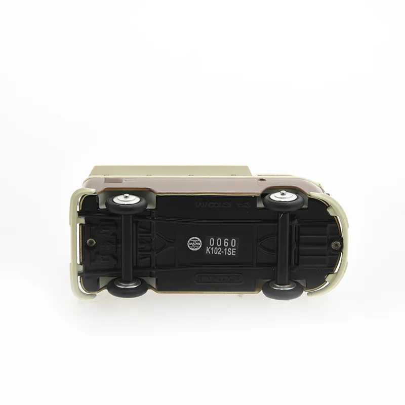 voitures-miniatures-minialuxe-volkswagen-combi-pick-up-swarovski-beige-3.webp