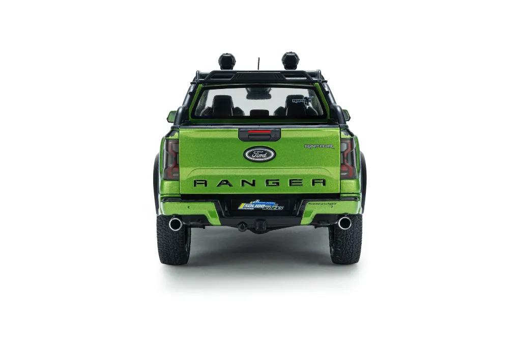 ford-ranger-raptor-metallic-green-2024-03.webp