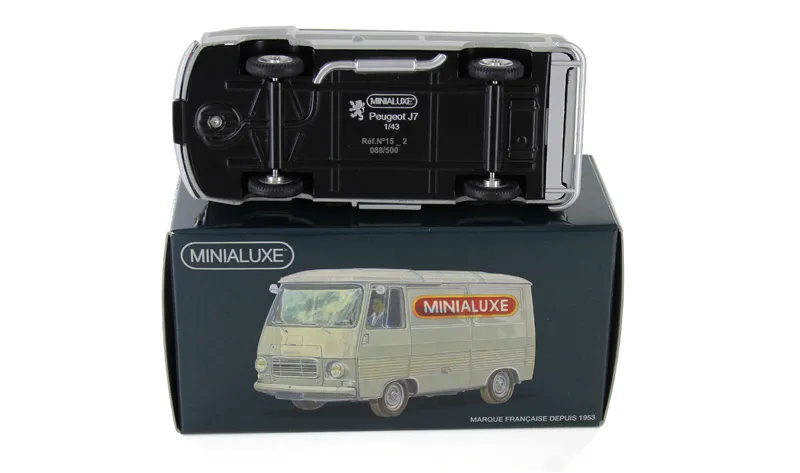 voitures-miniatures-minialuxe-Peugeot-J-7-gris-3.webp