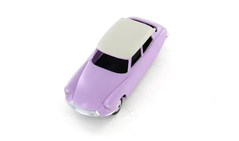 voitures-miniatures-minialuxe-Citroën-DS-19-violet-4.webp