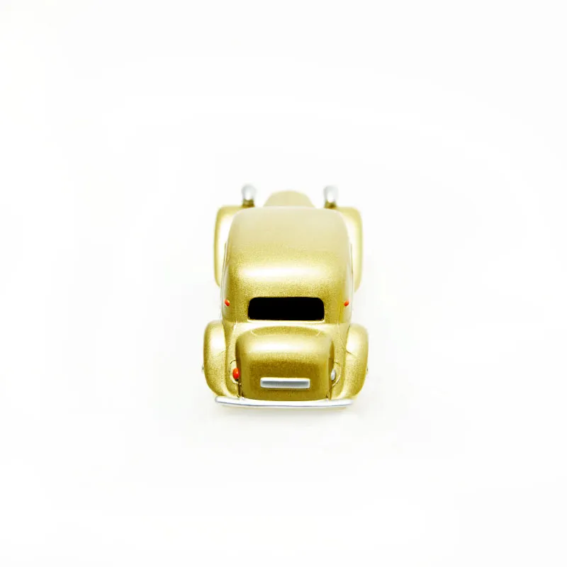 voitures-miniatures-minialuxe-citroen-traction-or-swarovski-5.webp