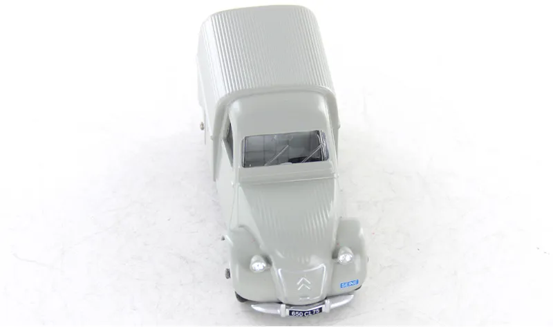 voitures-miniatures-minialuxe-Citroën-2-CV-Fourgonnette-Luciano-gris-luciano-4.webp