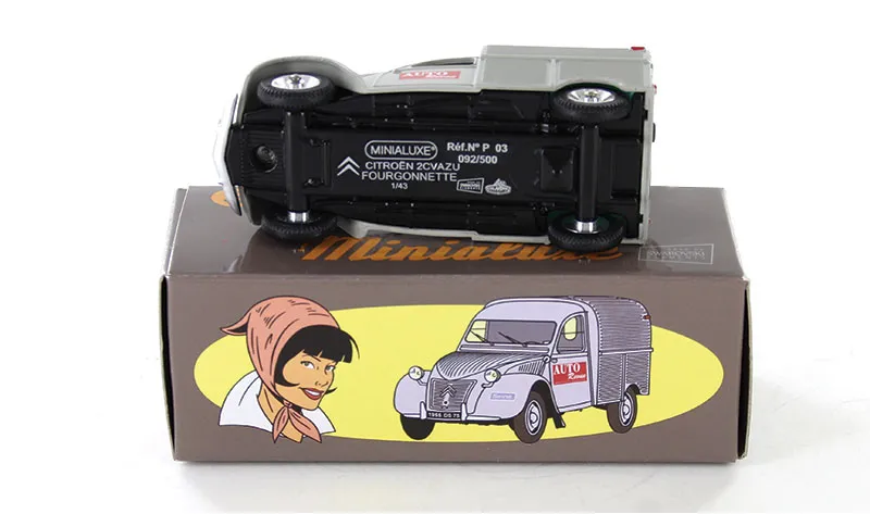 voitures-miniatures-minialuxe-Citroën-2-CV-Fourgonnette-Margot-gris-margot-3.webp