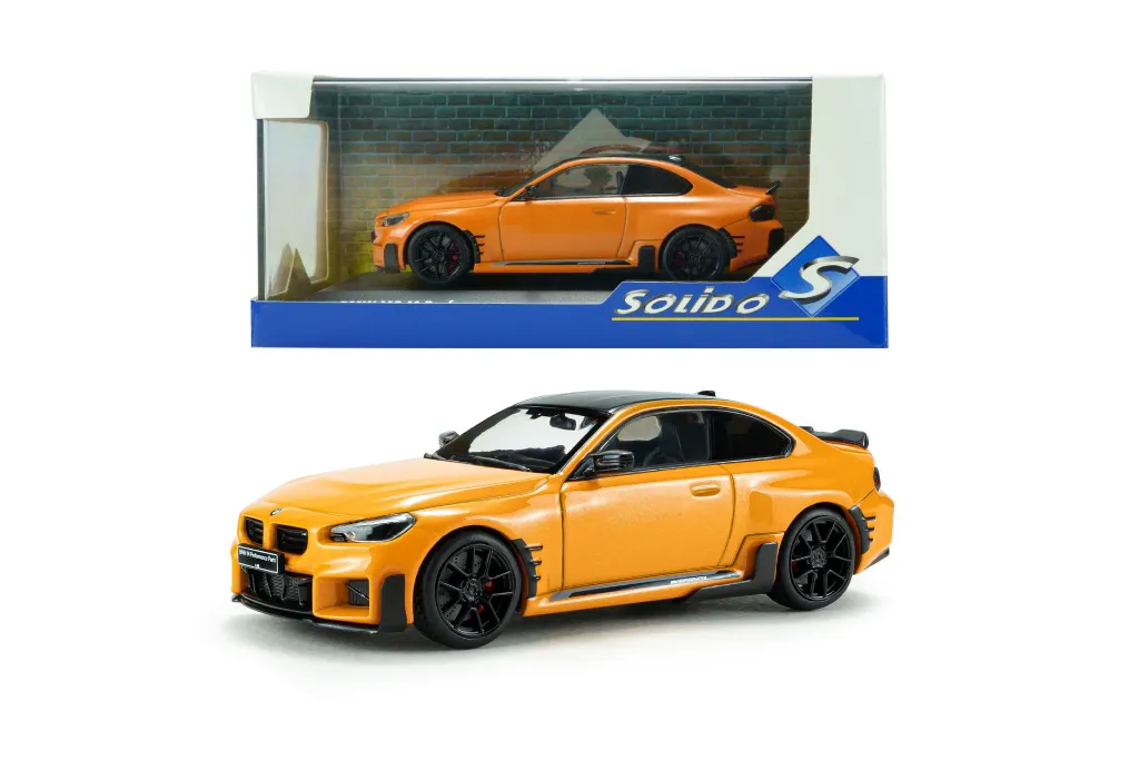 bmw-m2-m-performance-papaya-orange-2024-11-2048x1366.webp