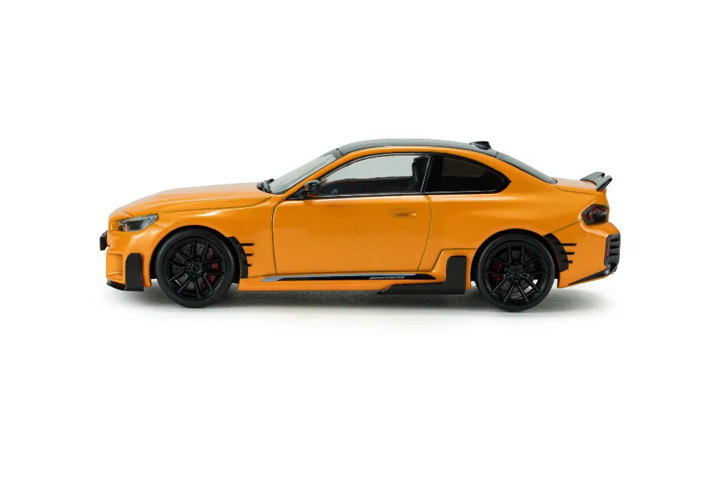 bmw-m2-m-performance-papaya-orange-2024-02.webp