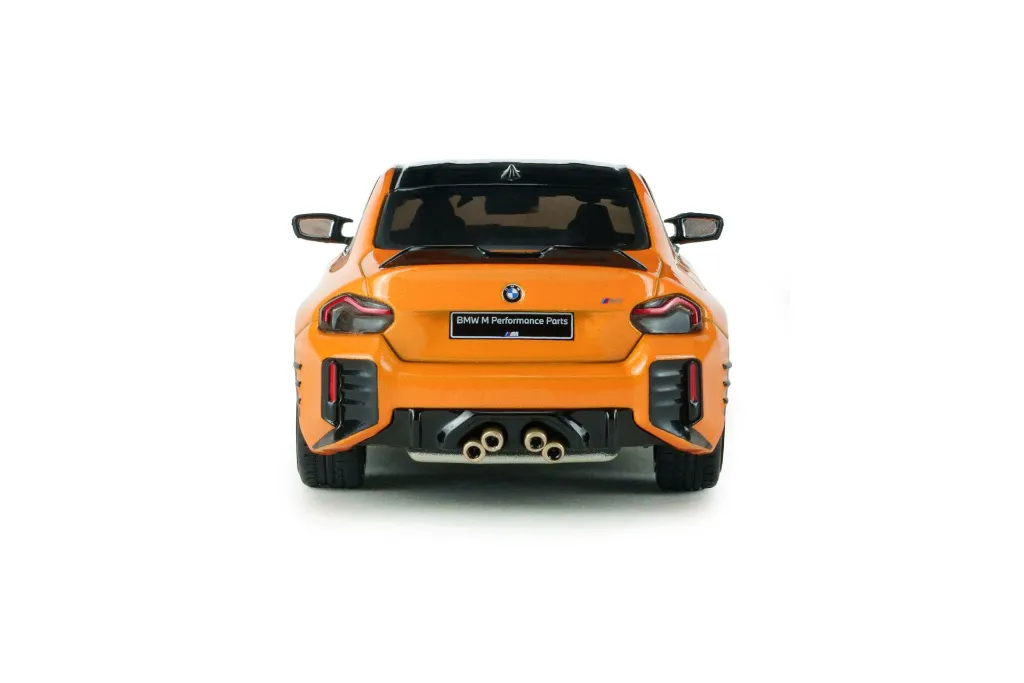 bmw-m2-m-performance-papaya-orange-2024-03-2048x1366.webp