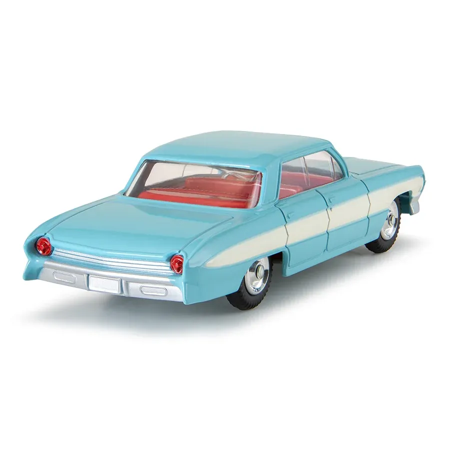 Oldsmobile-Super88-rear_900x.webp