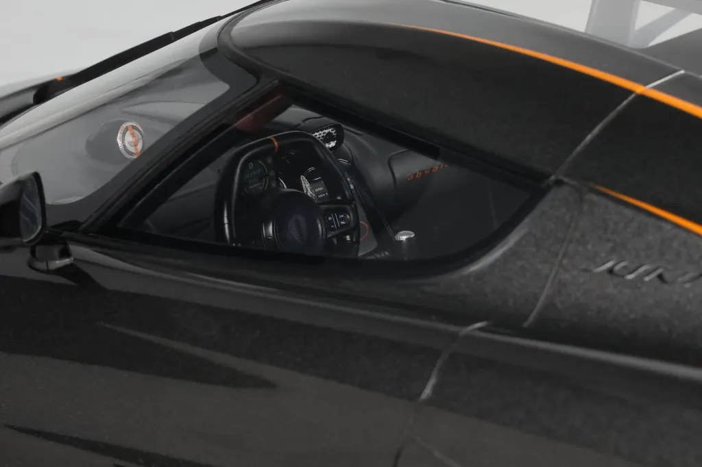 GT575-RL-DSW.webp