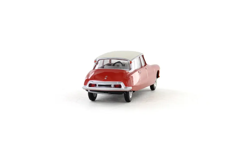 voitures-miniatures-minialuxe-Citroën-DS-19-rouge-5.webp