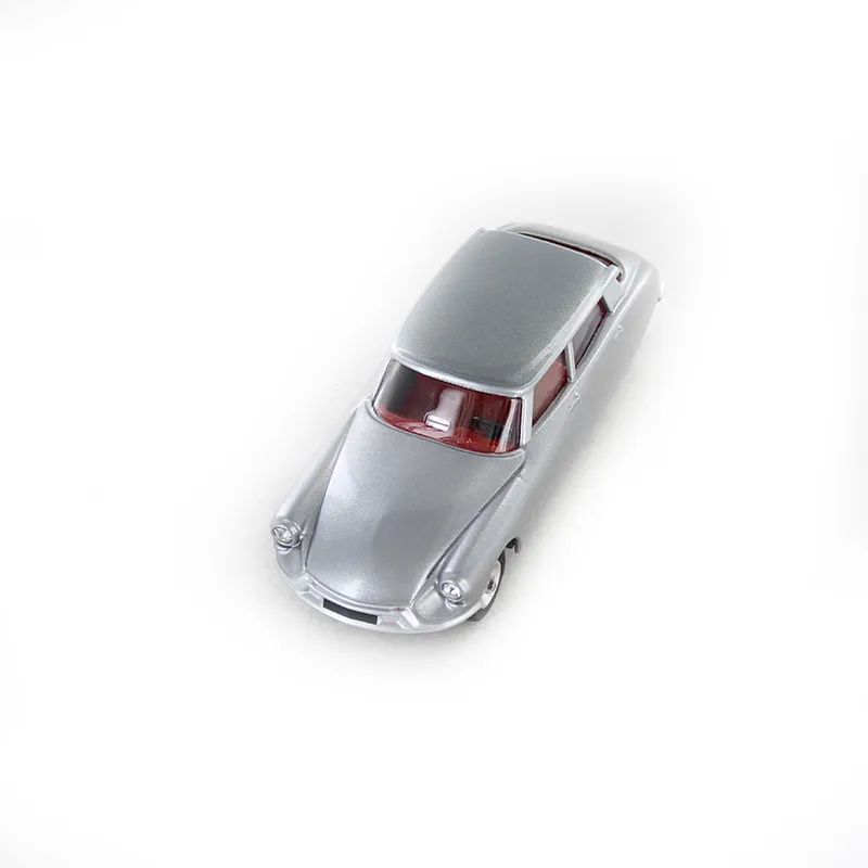 voitures-miniatures-minialuxe-Citroën-DS-19-gris-5.webp
