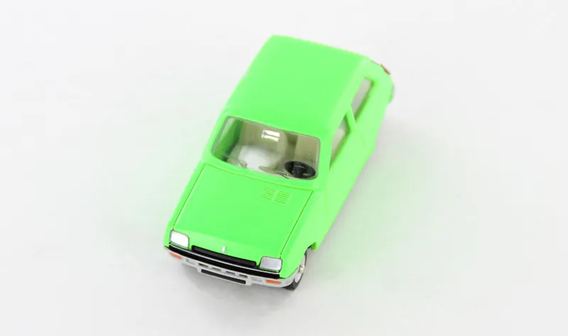 voitures-miniatures-minialuxe-Renault-5-vert-4.webp