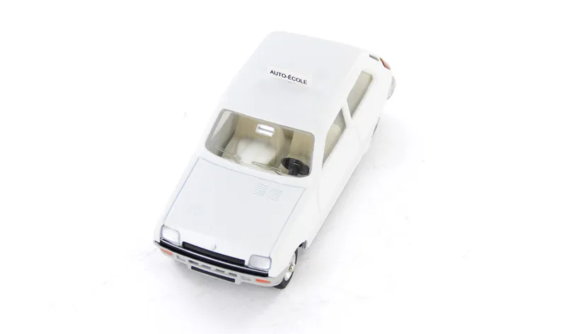 voitures-miniatures-minialuxe-Renault-5-auto-ecole-4.webp