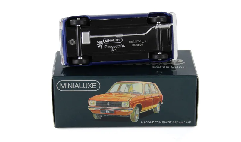 voitures-miniatures-minialuxe-Peugeot-104-bleu-3.webp