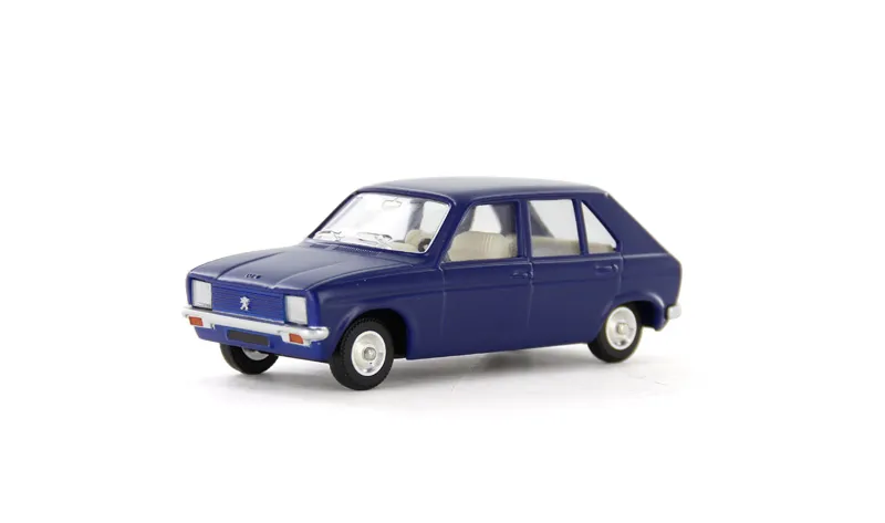 voitures-miniatures-minialuxe-Peugeot-104-bleu-1.webp