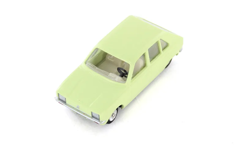 voitures-miniatures-minialuxe-Peugeot-104-vert-4.webp