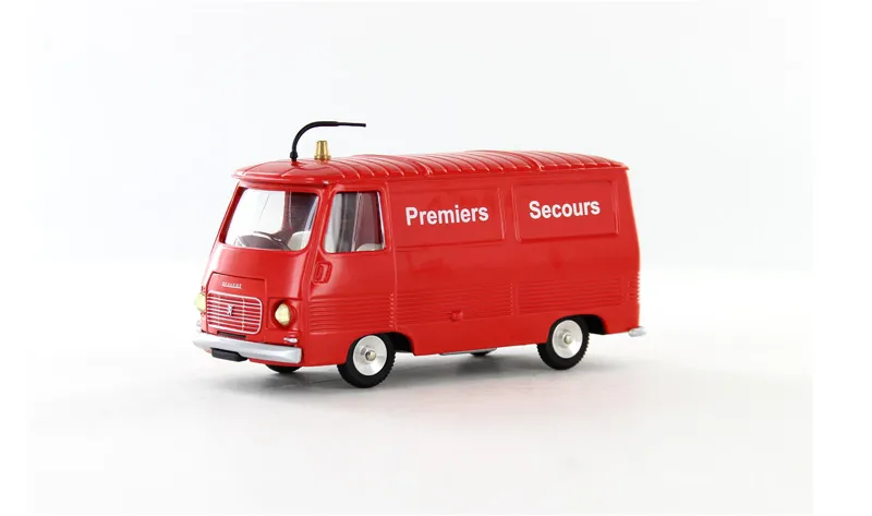 voitures-miniatures-minialuxe-Peugeot-J-7-pompier-1.webp