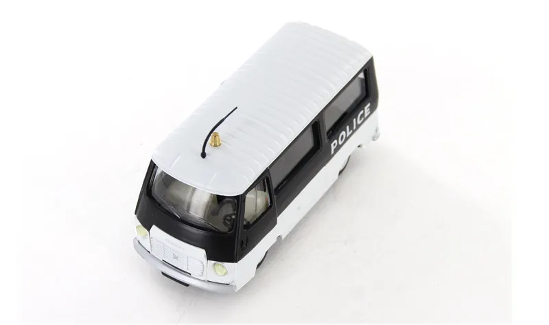 voitures-miniatures-minialuxe-Peugeot-J-7-police-4.webp