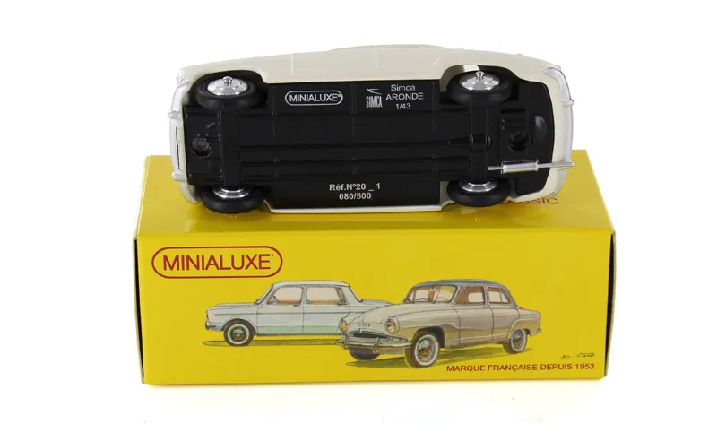voitures-miniatures-minialuxe-Simca-Aronde-beige-3.webp