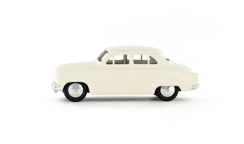 voitures-miniatures-minialuxe-Simca-Aronde-beige-7.webp