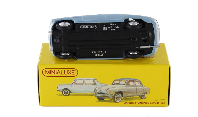 voitures-miniatures-minialuxe-Simca-Aronde-bleu-3.webp