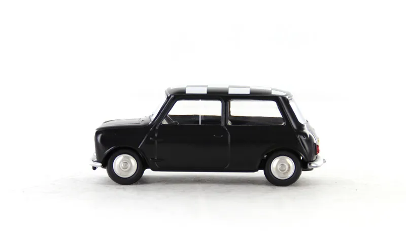voitures-miniatures-minialuxe-Austin-Minor-Morris-noir-7.webp