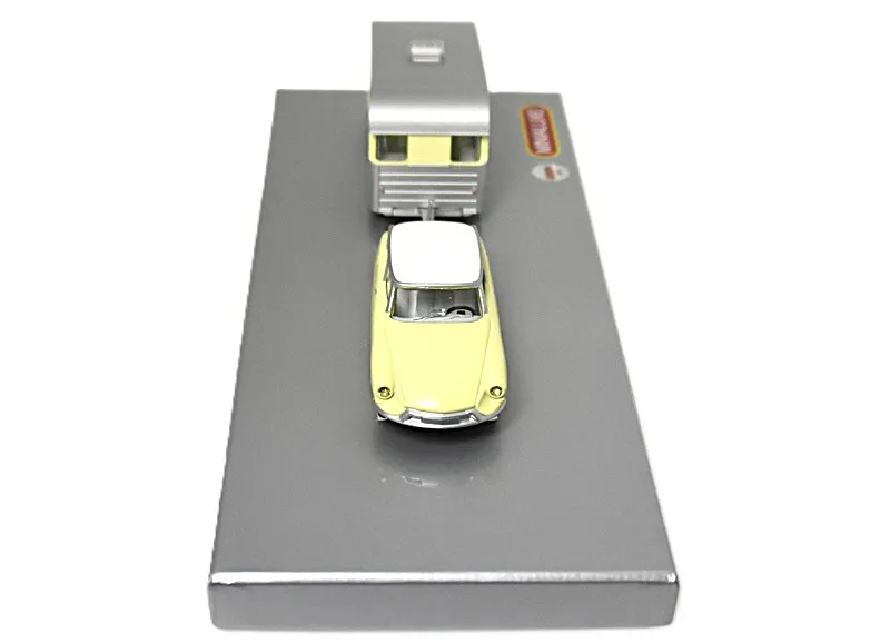 voitures-miniatures-minialuxe-Coffret-caravane-jaune-4.webp