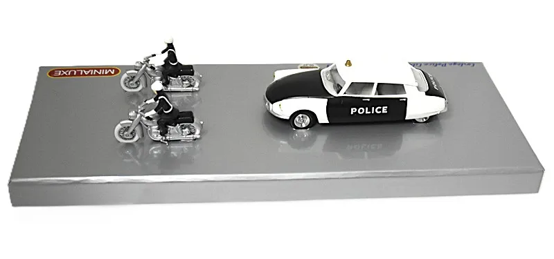 voitures-miniatures-minialuxe-Coffret-Citroën-DS-19-police-7.webp