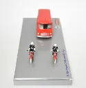 voitures-miniatures-minialuxe-Coffret-Peugeot-J7-pompier-4.webp