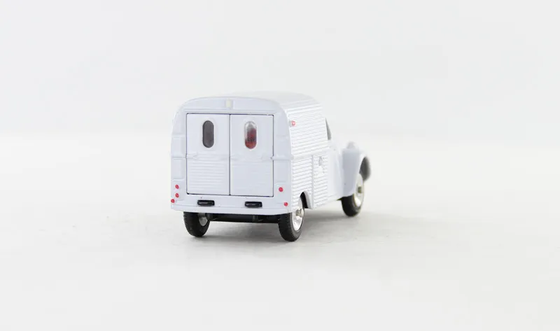 voitures-miniatures-minialuxe-Citroën-2CV-Camionnette-2-portes-gris-5.webp