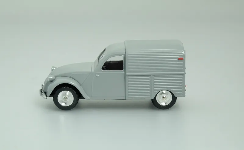 voitures-miniatures-minialuxe-Citroën-2CV-Camionnette-2-portes-gris-6.webp