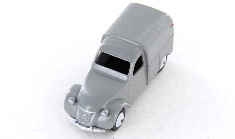 voitures-miniatures-minialuxe-Citroën-2CV-Camionnette-1-porte-gris-4.webp