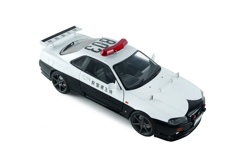 nissan-skyline-gt-r-bnr34-japanese-police-1999-08.webp