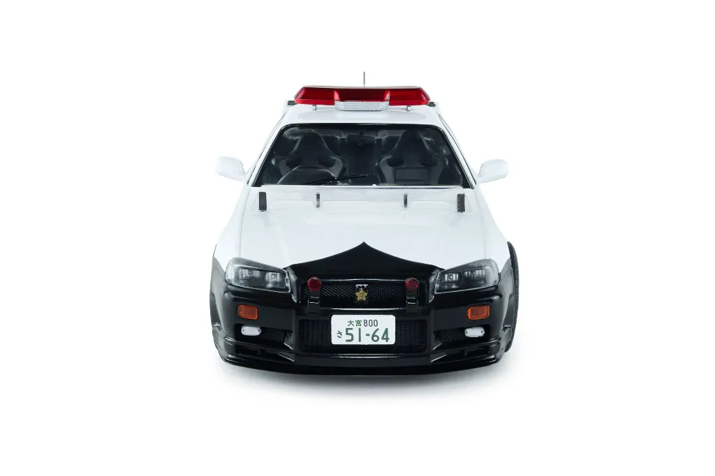 nissan-skyline-gt-r-bnr34-japanese-police-1999-07.webp