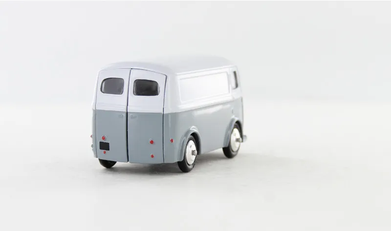 voitures-miniatures-minialuxe-Peugeot-D4-A-gris-5.webp