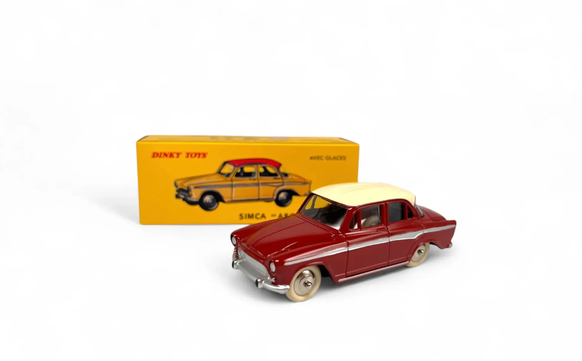1:43 SIMCA ARONDE P60