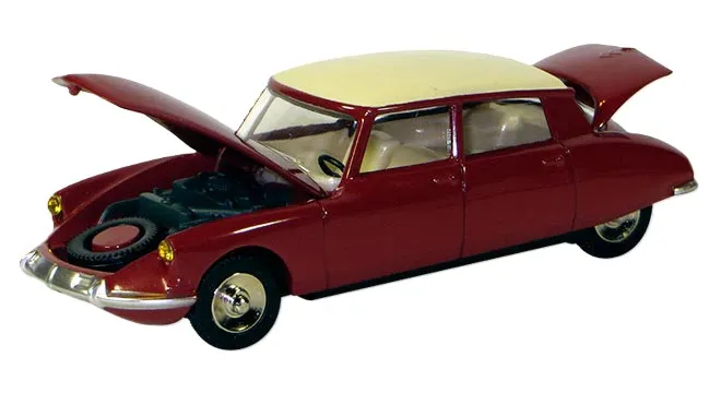 1:43 CITROEN DS 19