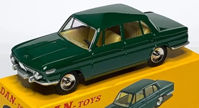 1:43 BMW 1500 ESSAI DE COULEUR VERT FONCE 1964
