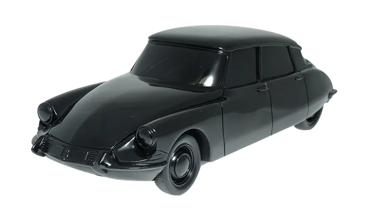 [F100_2] 1:16 CITROËN DS NOIR (RESINE CREUSE, 1700gr)