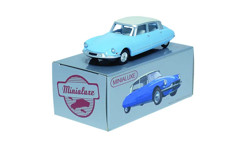 [MB100_2 SE] 1:66 CITROEN DS 19 BLEU