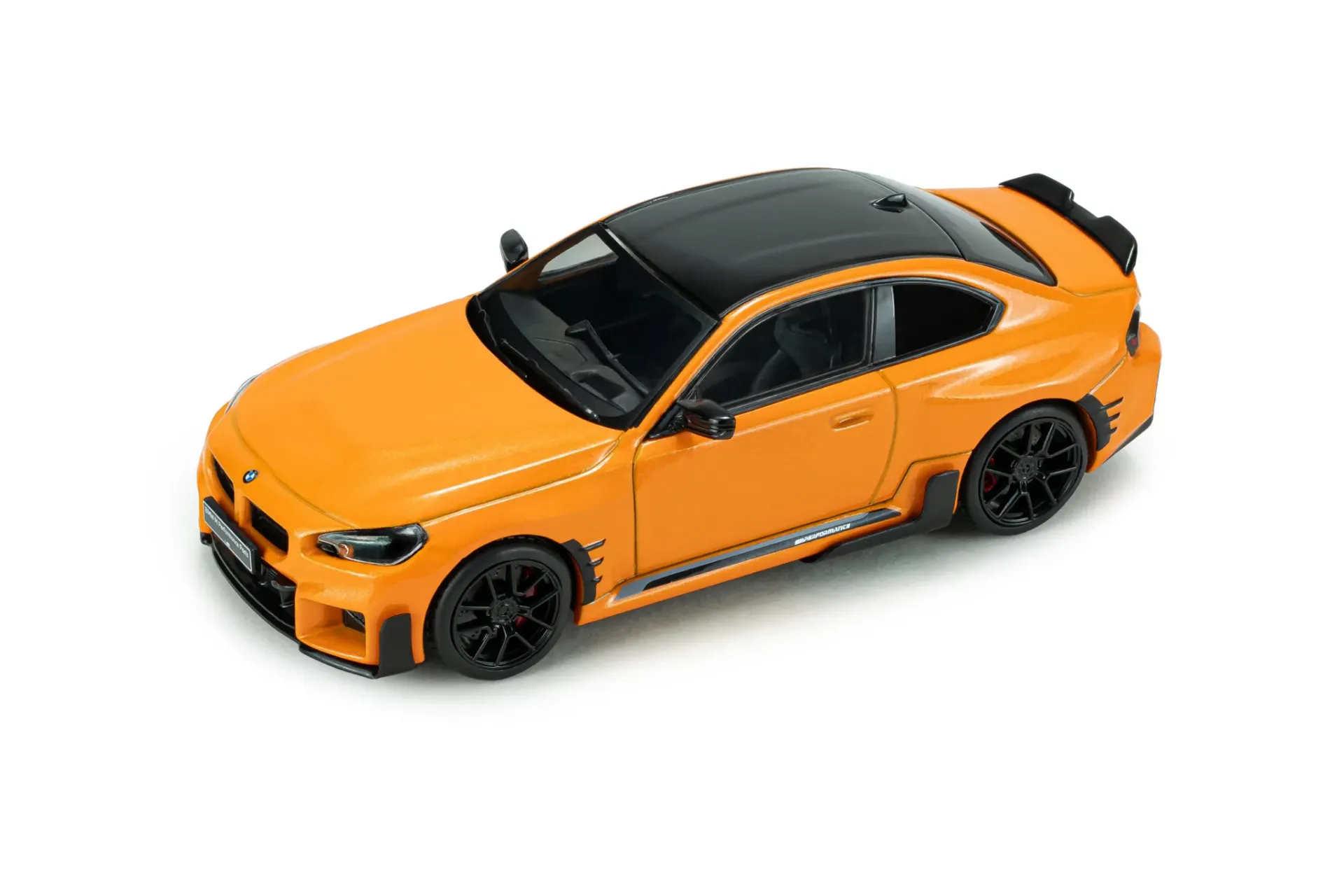 [S4314605] 1:43 BMW M2 M PERFORMANCE PAPAYA ORANGE 2024