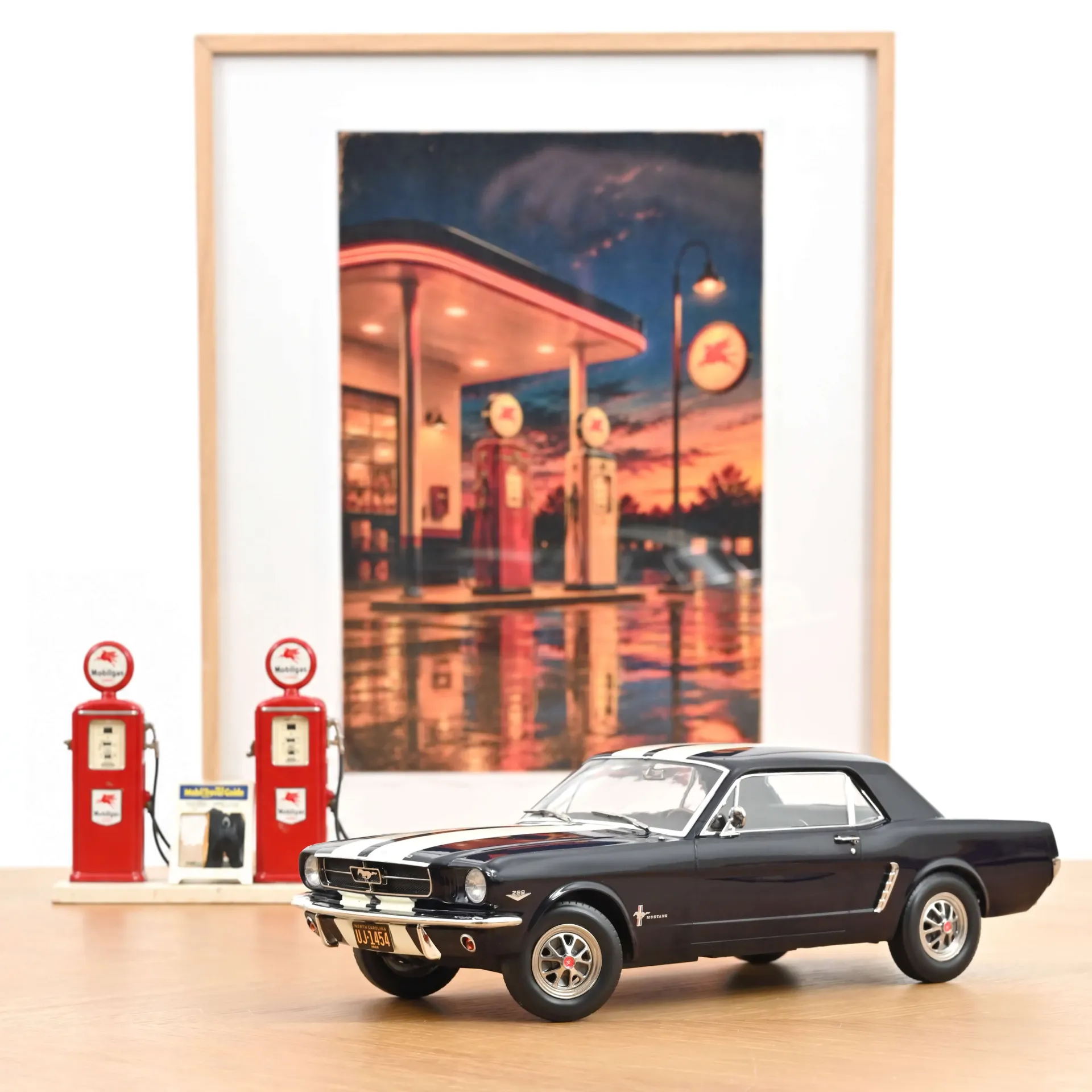 [182805] 1:18 Ford Mustang Coupé 1966 Bleu Brume Nocturne métallisé
