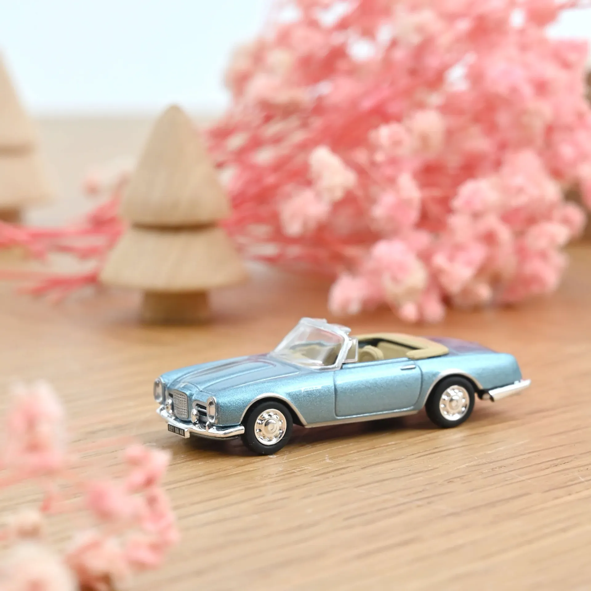 [453007] 1:87 Facel Vega III Convertible 1963 Bleu métallisé