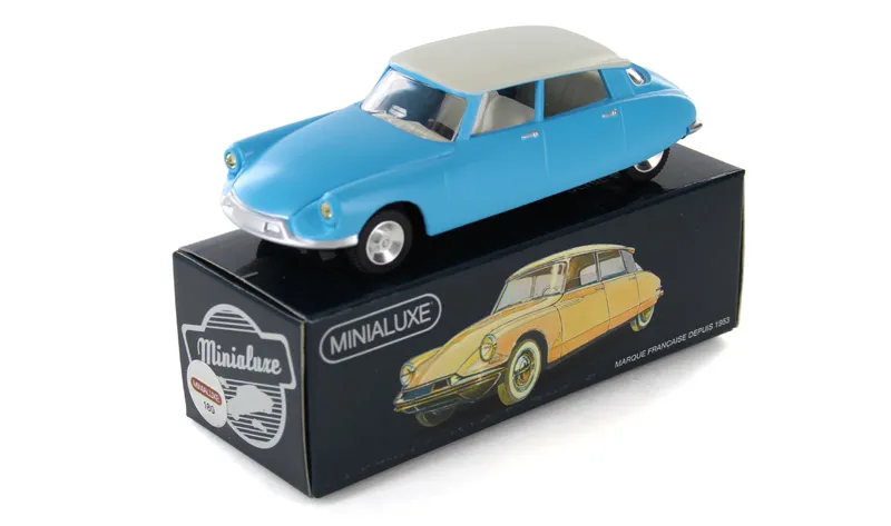 [4_1] 1:43 CITROËN DS 19 BLEU CLAIR